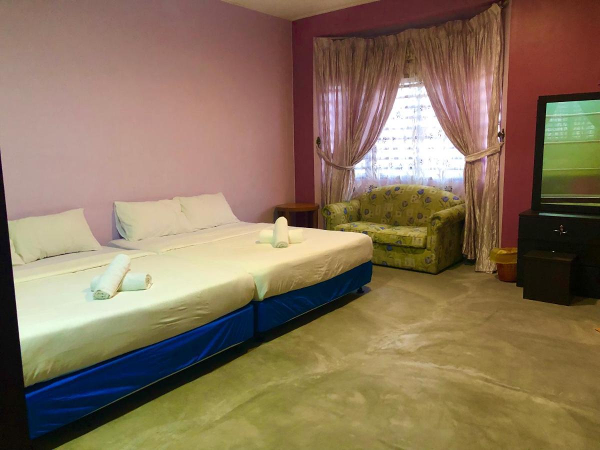 Bukit Indah Homestay Bentong Esterno foto