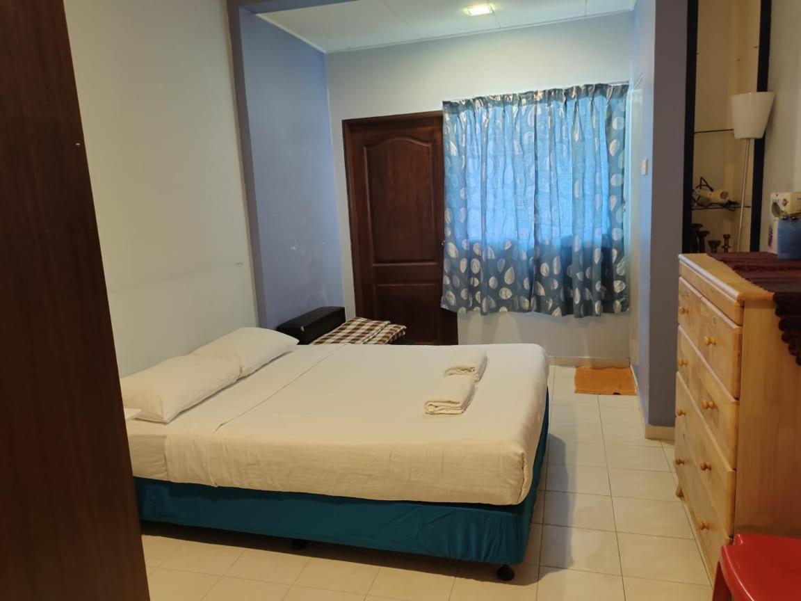 Bukit Indah Homestay Bentong Esterno foto